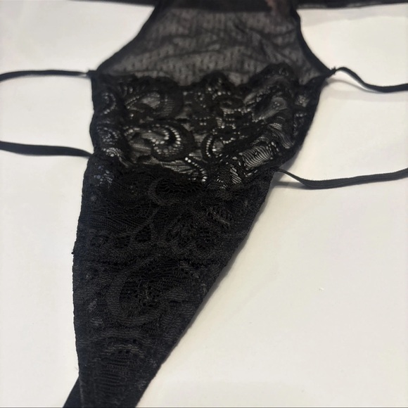 Victoria’s Secret Chantilly 2007 Lace Black Mesh Floral Teddy VTG SEXY 1PC Large - Picture 9 of 17